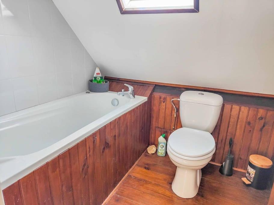 Country Side Haven Two Double Ensuite Bedrooms Couples Exclusive Rate Offered Saint-Michel-de-Montjoie Extérieur photo